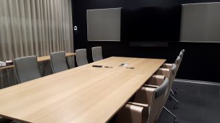 The smaller meeting spaces can also be used for group work.